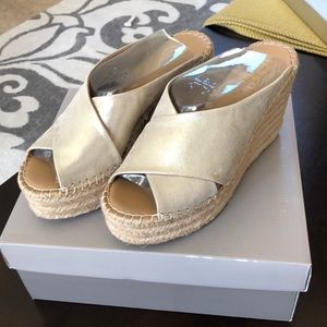 Like New Franco Sarto Wedge